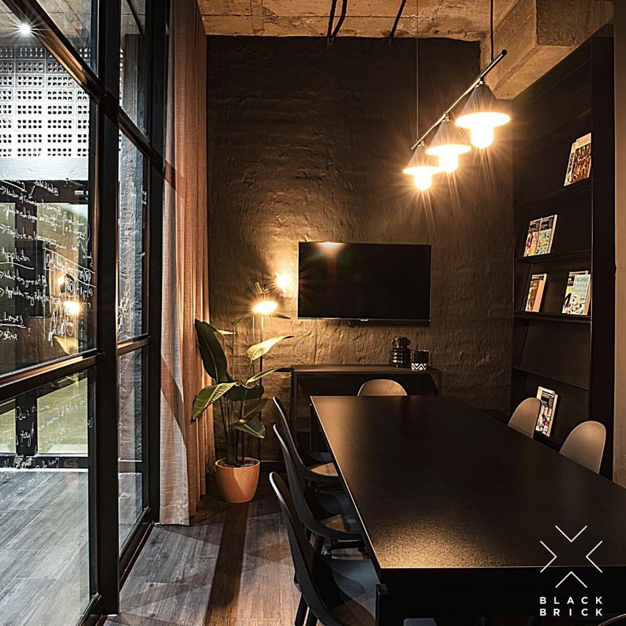 Blackbrick Sandton One Johannesburg Exterior foto