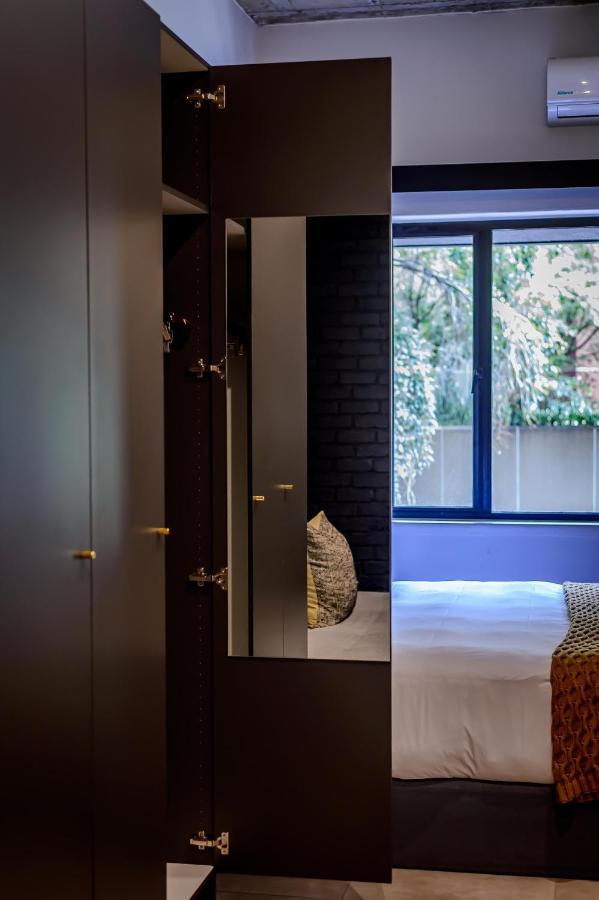 Blackbrick Sandton One Johannesburg Exterior foto